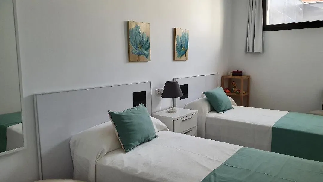 Chalet Con Piscina Privada En La Urb. De Puerto Rey Villa Los Amarguillos